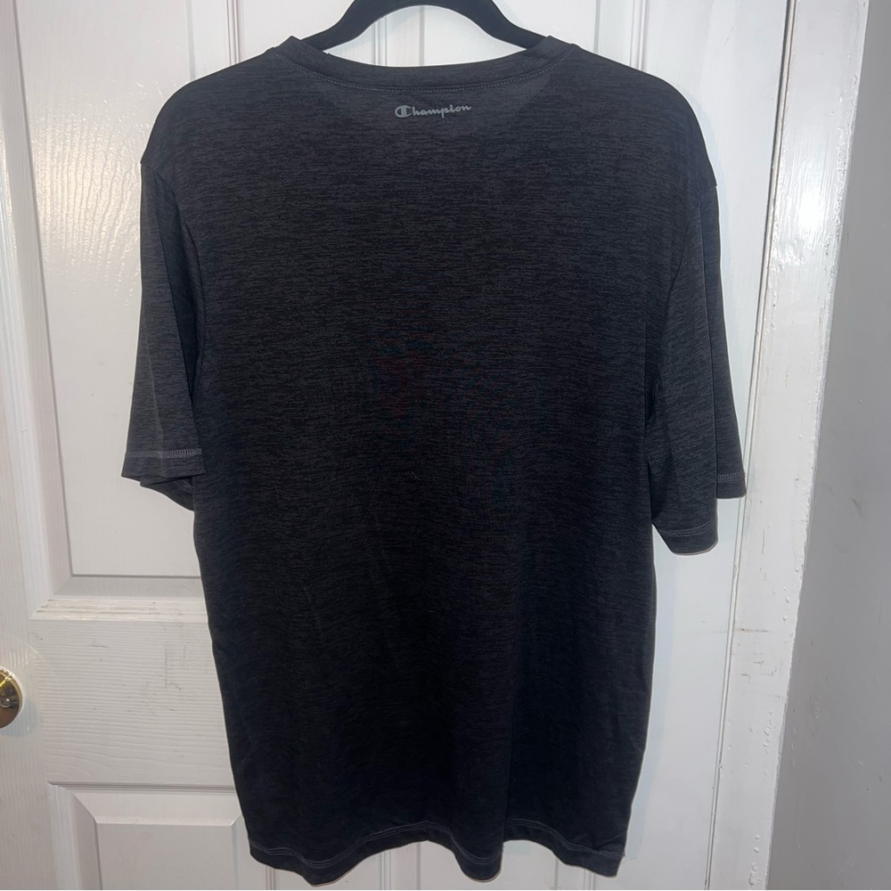 Men’s Champion Active Lightweight Tee Size L - Picture 3 of 3